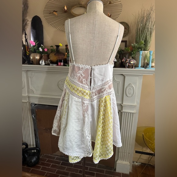 MAJORELLE Cady Mini Dress in Ivory & Pale Yellow S - Picture 10 of 16